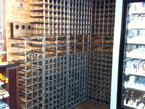 Oversized Large Bottle Floor To Ceiling Wine Racks For Retailing