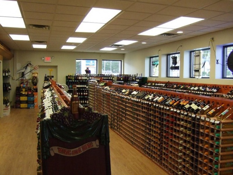 Island Style Retail Wine Racks in Retail Wine Displays photo gallery from Commercial Wine Racks - The World's Finest Wine Racks for Retail Stores