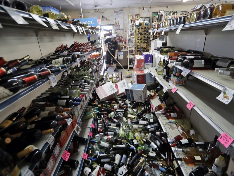 Siesmic Friendly Wine Racks in Wine Racks and Earthquakes photo gallery from Commercial Wine Racks - The World's Finest Wine Racks for Retail Stores